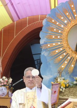 Ciudad de Eten y su capilla del Divino Niño.